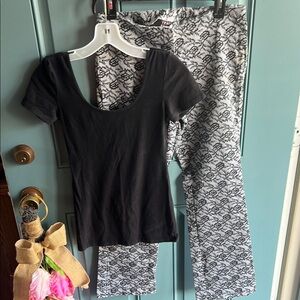 Black shirt, floral pants Set